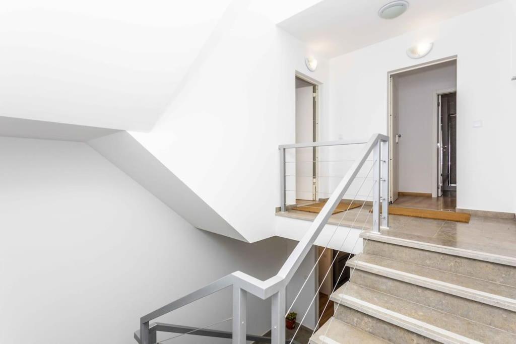 Brandnew Designer'S 2-Bed Apartment Lisbon 1011D Exterior foto
